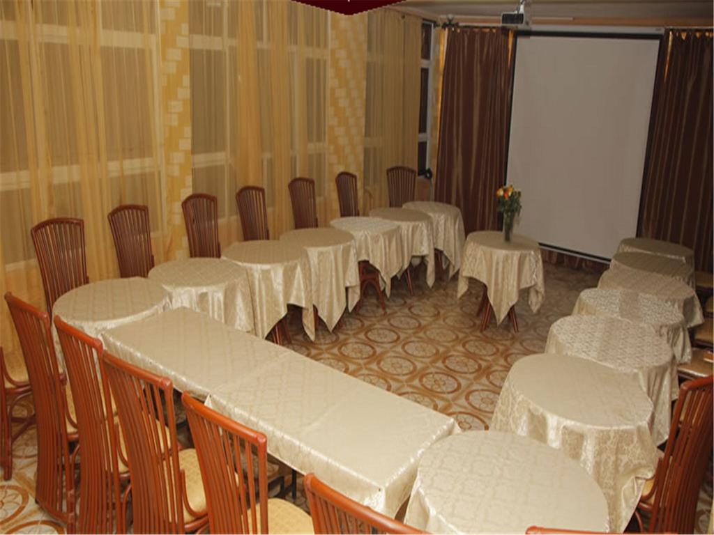 Pearl Palace Hotel Nairobi Bagian luar foto